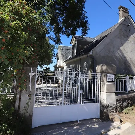 Maison De Charme Renovee, Au Coeur Du Parc Des Volcans D'auvergne, Proche De Salers Et Activites Nature - Fr-1-742-499 *